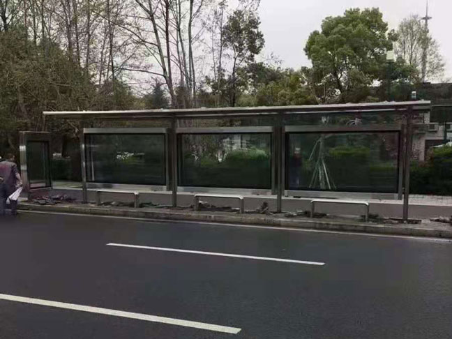 公交站台實景（jǐng）圖