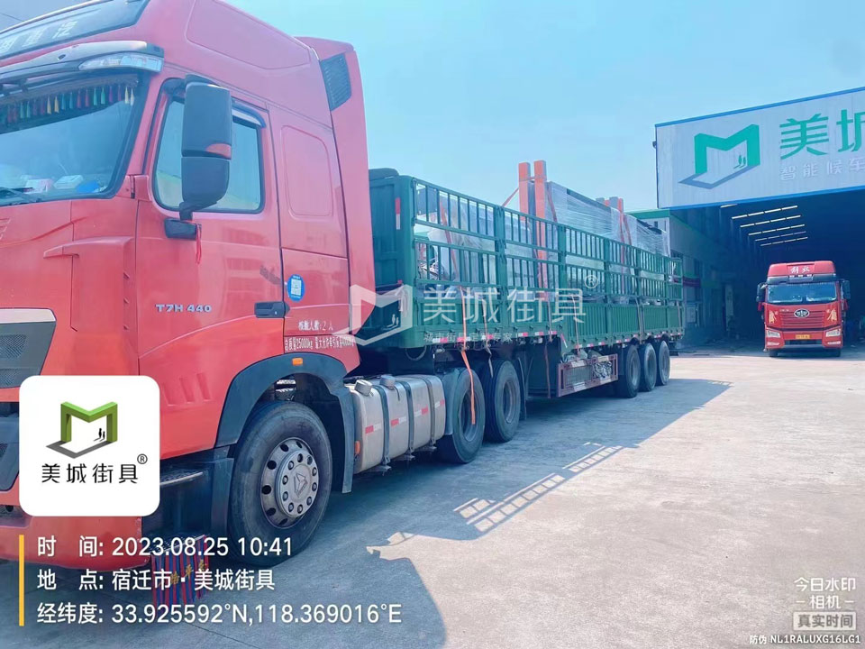 2023.8.28美城街（jiē）具供應大連公交候車亭發貨記錄